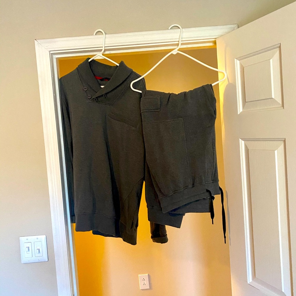 COPY - Men Sean John Jogging Suit